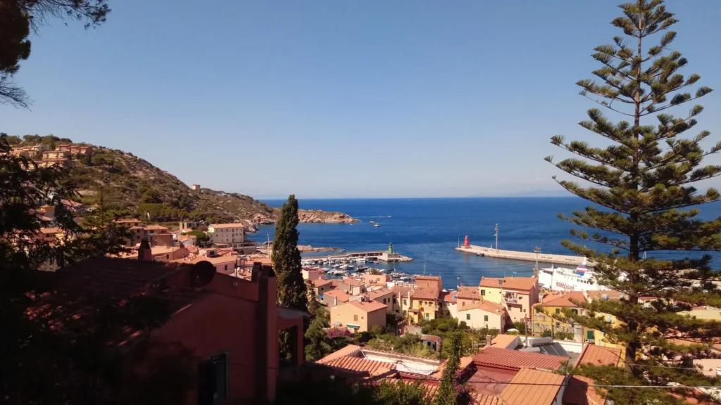 cosa vedere isola del giglio scoprire il mondo